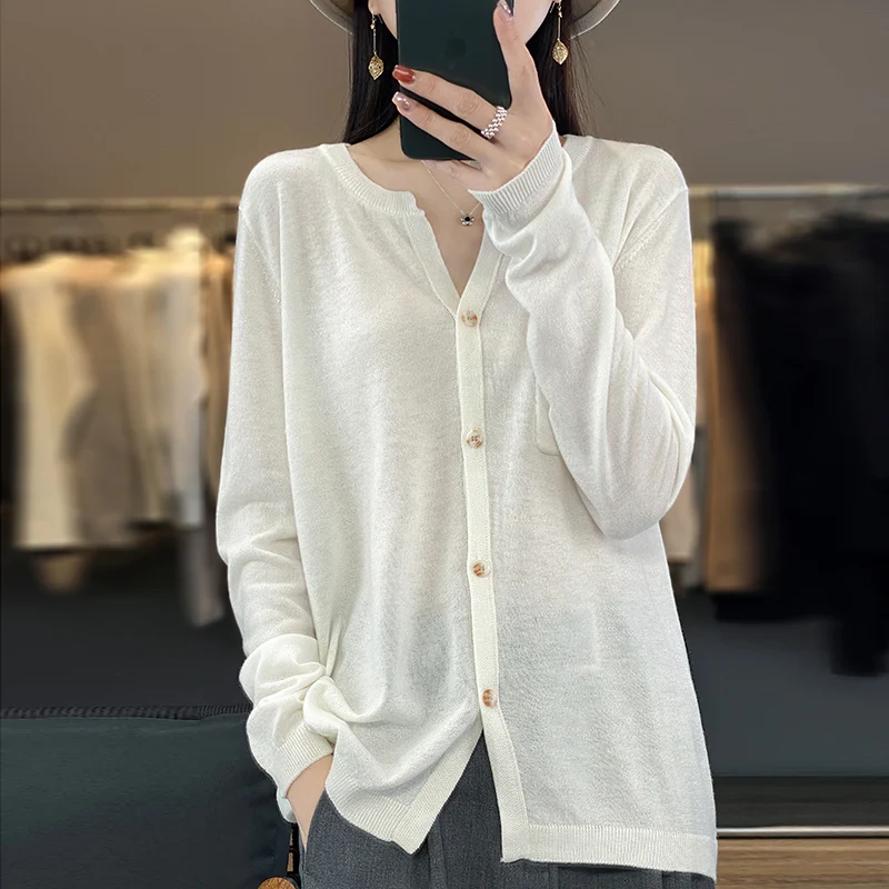 Women's Round Neck Wool Knitted Cardigan Spring/Summer 2025 New Coat Pure Wool Worsted Thin Women Jacket Leisure Sweater Outside
Women's Round Neck Wool Knitted Cardigan Spring/Summer 2025 New Coat Pure Wool Worsted Thin Women Jacket Leisure Sweater Outside