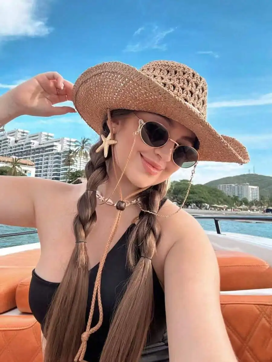 1 Vintage Hollow Wide Brim Western Cowboy Style Straw Hat For Spring And Summer, Outdoor Travel Vacation,Handmade Woven Sun Protection Breathable
1 Vintage Hollow Wide Brim Western Cowboy Style Straw Hat For Spring And Summer, Outdoor Travel Vacation,Handmade Woven Sun Protection Breathable