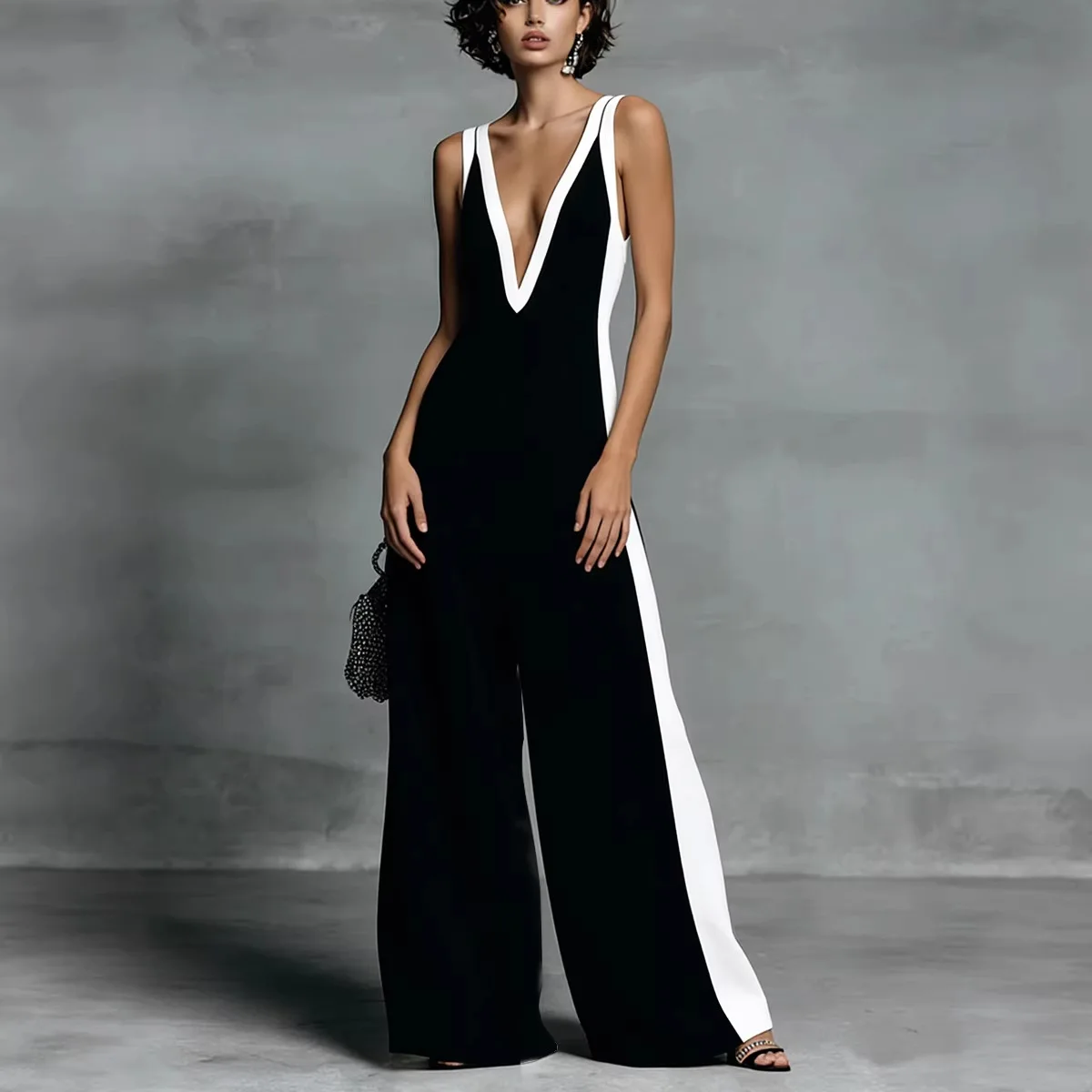 2026 Summer New Arrival Fashionable Sleeveless Women's V-neck Color Block Wide-leg Jumpsuit
2026 Summer New Arrival Fashionable Sleeveless Women's V-neck Color Block Wide-leg Jumpsuit