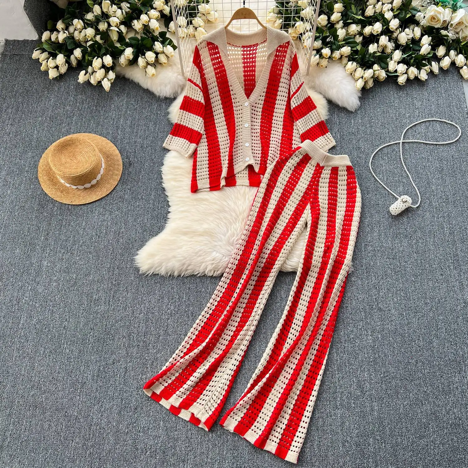 Women's Clothing High-end Two Piece Sets Vintage Patchwork Stripe Knitted Cardigan Loose Wide Leg Pants Hollow Out Design Outfit
Women's Clothing High-end Two Piece Sets Vintage Patchwork Stripe Knitted Cardigan Loose Wide Leg Pants Hollow Out Design Outfit
