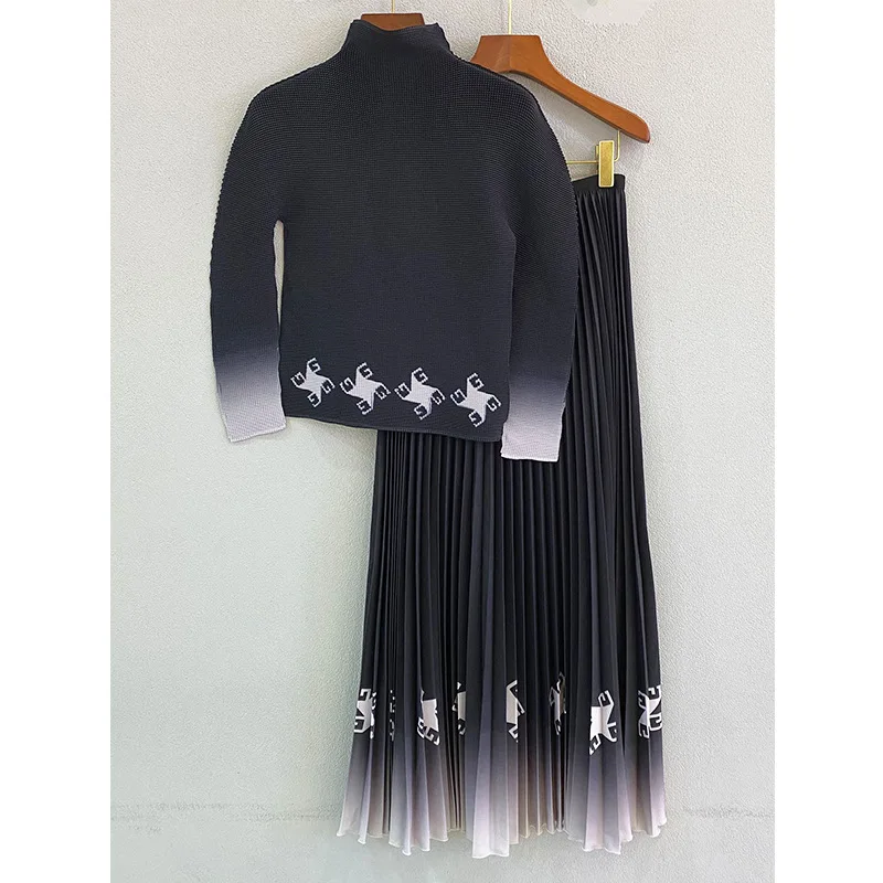 2022 Spring OL Suits Fashion Women's High Quality Long Sleeves T-shirt + Gradient Pleated Skirts Two Piece Set F147
2022 Spring OL Suits Fashion Women's High Quality Long Sleeves T-shirt + Gradient Pleated Skirts Two Piece Set F147