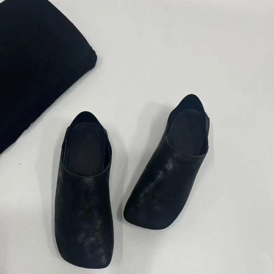 Unisex Flat Bottom Slip-On Casual Commuter Loafers Fashionable Single Shoes for Men And Women Easy to Wear Low Heel
Unisex Flat Bottom Slip-On Casual Commuter Loafers Fashionable Single Shoes for Men And Women Easy to Wear Low Heel