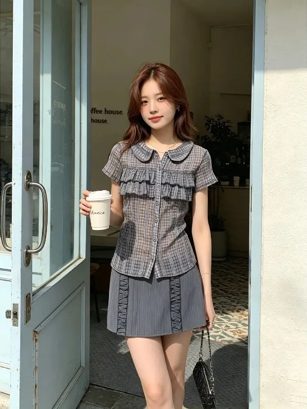 Retro Plaid Doll Collar Hem Shirt Women's plus Size Slimming Design Korean Style Commute Short Sleeve Shirt Korean Style
Retro Plaid Doll Collar Hem Shirt Women's plus Size Slimming Design Korean Style Commute Short Sleeve Shirt Korean Style