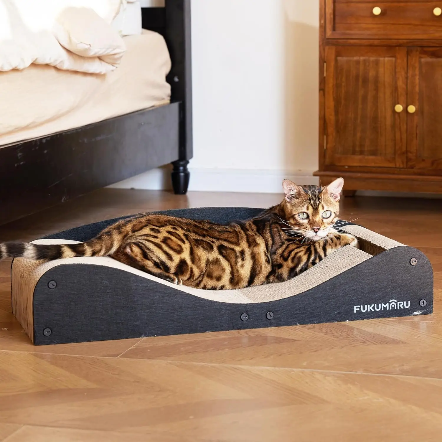 Extra Long 29.1 Inch Cat Scratcher Bed with Ball Toy, Natural Felt Multifunctional Lounge for Indoor Cats
Extra Long 29.1 Inch Cat Scratcher Bed with Ball Toy, Natural Felt Multifunctional Lounge for Indoor Cats