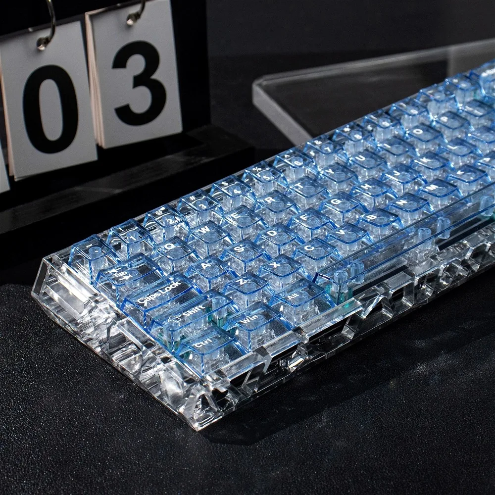 Light blue transparent backlit PC mechanical keyboard keycaps, compatible with Wooting Meijia Lion, customized
Light blue transparent backlit PC mechanical keyboard keycaps, compatible with Wooting Meijia Lion, customized