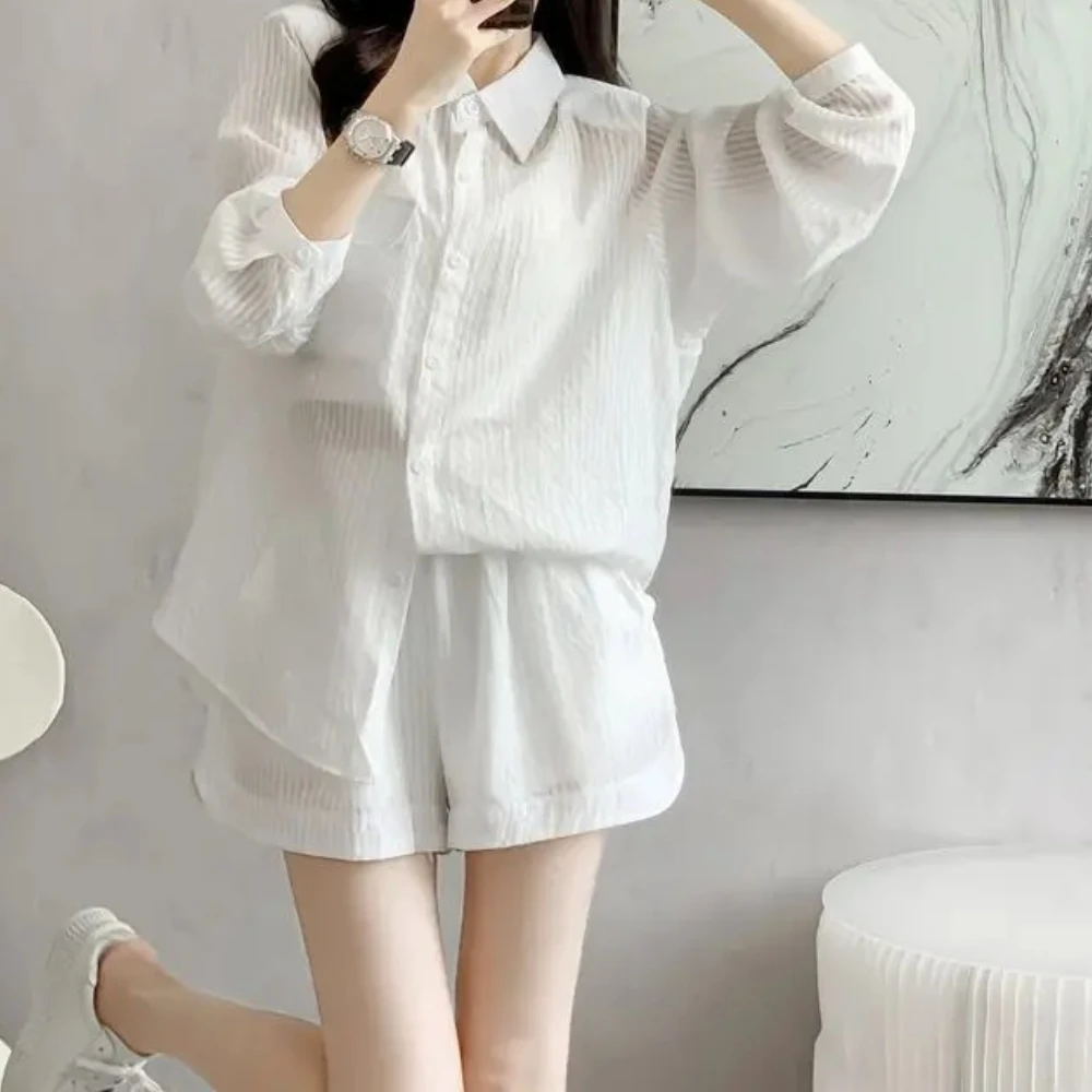 Женские шорты в полоску, белые рубашки и блузки, короткие комплекты для женщин, комплект из 2 предметов, офисные корейские стильные ансамбли, классические новые координаты 
Женские шорты в полоску, белые рубашки и блузки, короткие комплекты для женщин, комплект из 2 предметов, офисные корейские стильные ансамбли, классические новые координаты