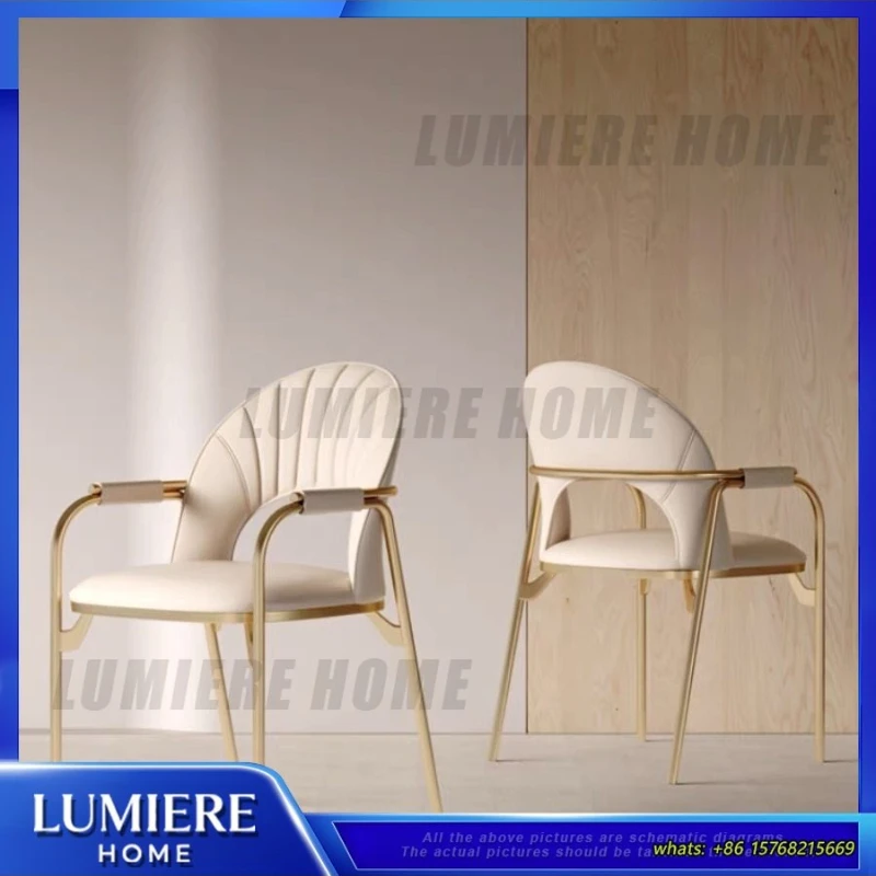 Роскошный дизайнерский кожаный обеденный стул с подлокотниками, стул для чайной комнаты из нержавеющей стали для офиса, гостиной, дома, современный металлический приставной стул
Роскошный дизайнерский кожаный обеденный стул с подлокотниками, стул для чайной комнаты из нержавеющей стали для офиса, гостиной, дома, современный металлический приставной стул