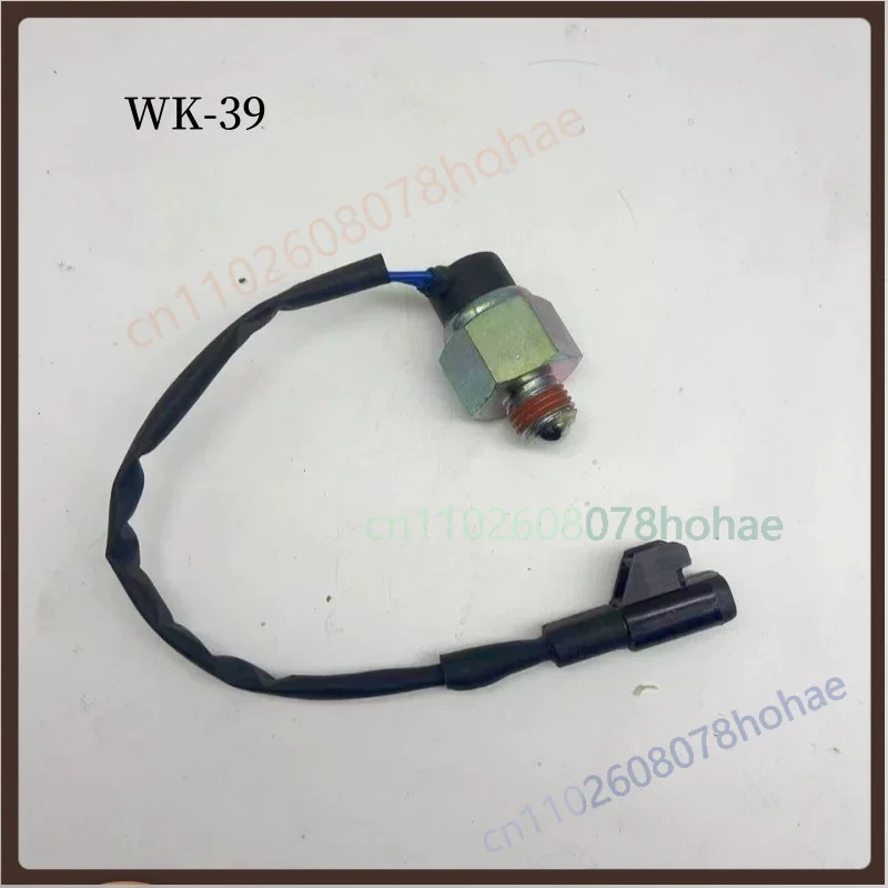 Reverse Light Switch WK-39 For FAW Jiefang J6F Light Truck WLY Gearbox Reverse Gear Sensor Replacement Parts
Reverse Light Switch WK-39 For FAW Jiefang J6F Light Truck WLY Gearbox Reverse Gear Sensor Replacement Parts