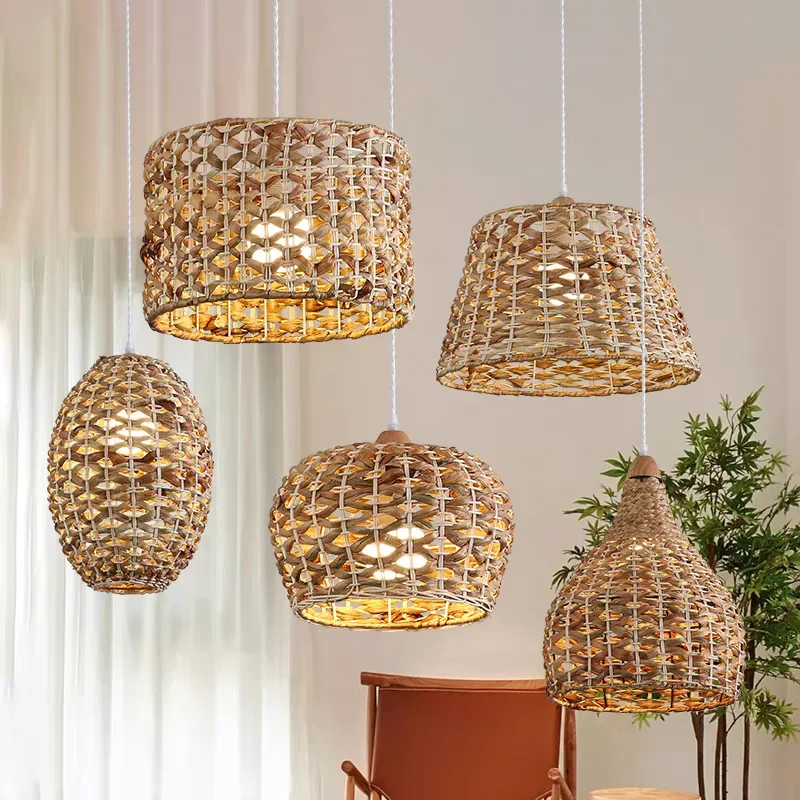 Japanese rattan pendant light shop bar table living room restaurant pendant light
Japanese rattan pendant light shop bar table living room restaurant pendant light