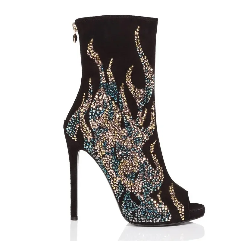 Patchwork Round Toe Mid-Calf Platform Women Sandals Stiletto High Heels Side Zipper Design Large Size Leisure Shoes
Patchwork Round Toe Mid-Calf Platform Women Sandals Stiletto High Heels Side Zipper Design Large Size Leisure Shoes