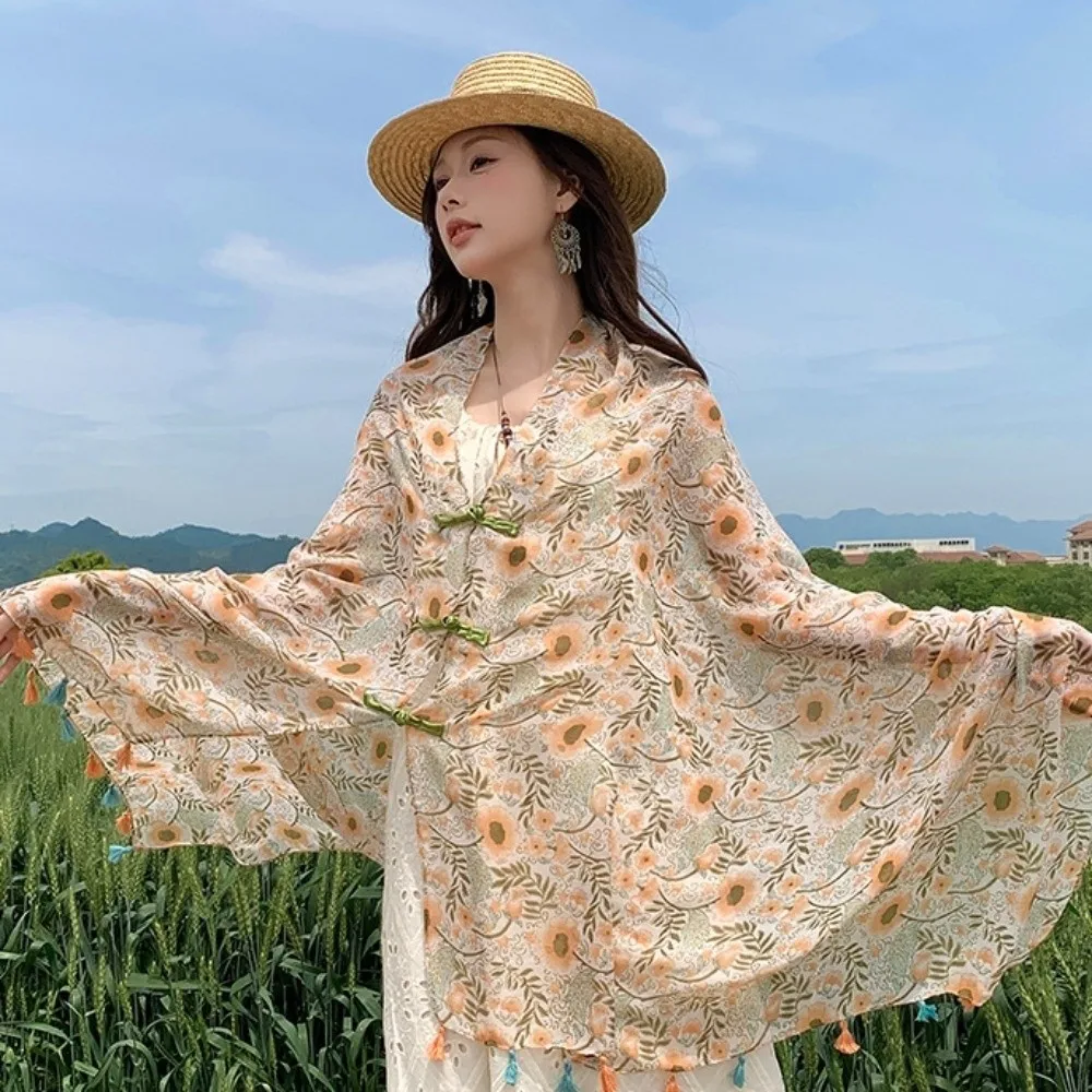 Elegant Knot Button Sunscreen Scarf Shawl Tassels Paisley Cardigan Cape Thin Flower National Style Cloak Holiday
Elegant Knot Button Sunscreen Scarf Shawl Tassels Paisley Cardigan Cape Thin Flower National Style Cloak Holiday