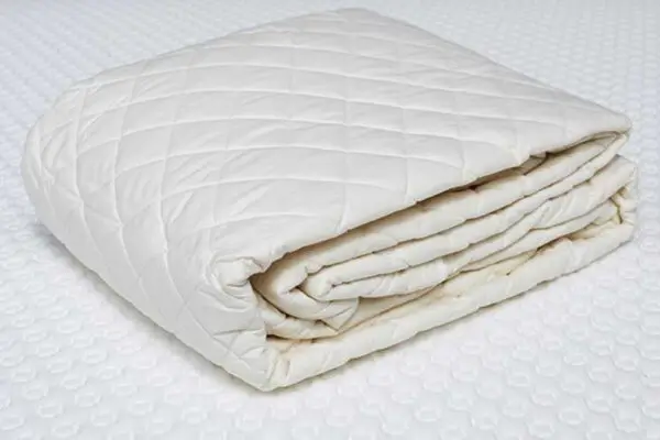 Ultimate waterproof, 100% natural, 2-in-1, washable wool filled mattress protective cover
Ultimate waterproof, 100% natural, 2-in-1, washable wool filled mattress protective cover