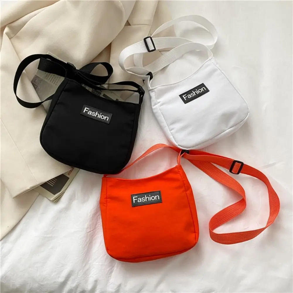 New Fashion Letter Crossbody Bag Canvas Solid Color Small Handbags High Quality Small Square Bag Bucket Bag
New Fashion Letter Crossbody Bag Canvas Solid Color Small Handbags High Quality Small Square Bag Bucket Bag