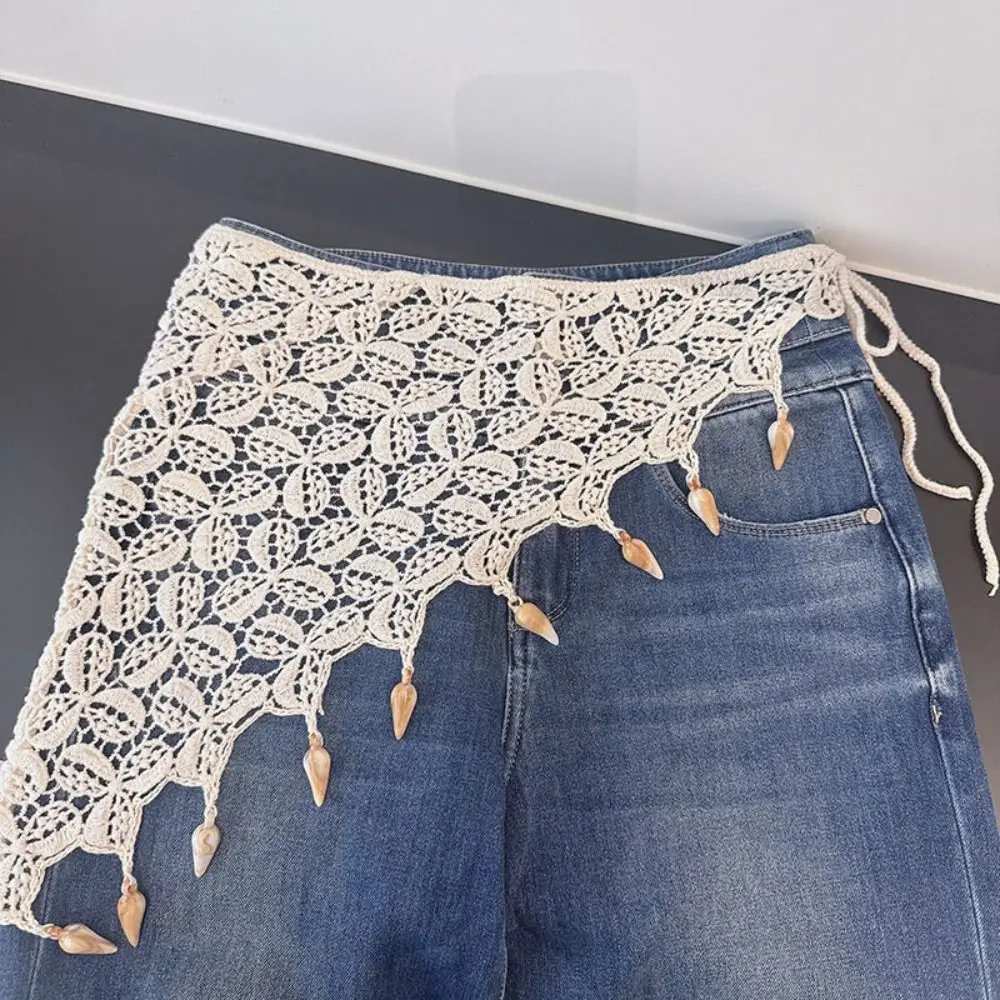 Retro Bohemian Tassel Knitted Triangle Scarf Countryside Style Ethnic Style Hollow Out Lace Shawl Wraps Cape Headscarf Female
Retro Bohemian Tassel Knitted Triangle Scarf Countryside Style Ethnic Style Hollow Out Lace Shawl Wraps Cape Headscarf Female