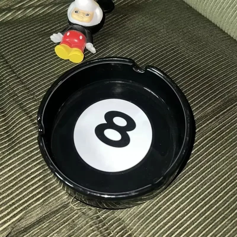 Уникальная черная керамическая пепельница с восемью, идеально подходящая для бильярдных комнат, домашних баров, вечеринок, идеальный подарок и креативные подарки на день рождения
Уникальная черная керамическая пепельница с восемью, идеально подходящая для бильярдных комнат, домашних баров, вечеринок, идеальный подарок и креативные подарки на день рождения