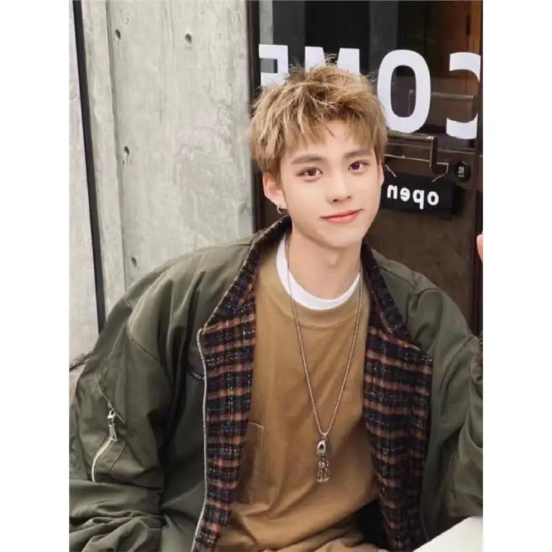 Мужская бейсбольная куртка American Vibe, весенне-осенняя модная мотоциклетная куртка больших размеров, верхняя одежда для пилота, пальто High Street
Мужская бейсбольная куртка American Vibe, весенне-осенняя модная мотоциклетная куртка больших размеров, верхняя одежда для пилота, пальто High Street