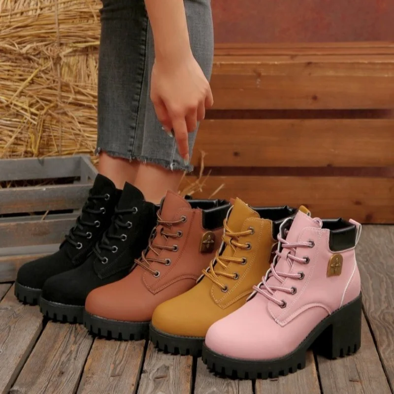 Fashionable Hot Selling New Comfortable Women's Boots Winter Elegant Round Toe Lace Up Sexy Party Square Heel Short Boots
Fashionable Hot Selling New Comfortable Women's Boots Winter Elegant Round Toe Lace Up Sexy Party Square Heel Short Boots