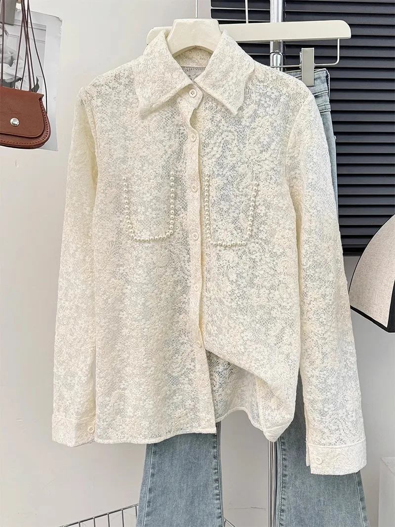 2024 New Vintage French Blusas Mujer Turn Down Collar Beading Jacquard Blouses Single-breasted Age Reducing Women Chic Shirts
2024 New Vintage French Blusas Mujer Turn Down Collar Beading Jacquard Blouses Single-breasted Age Reducing Women Chic Shirts