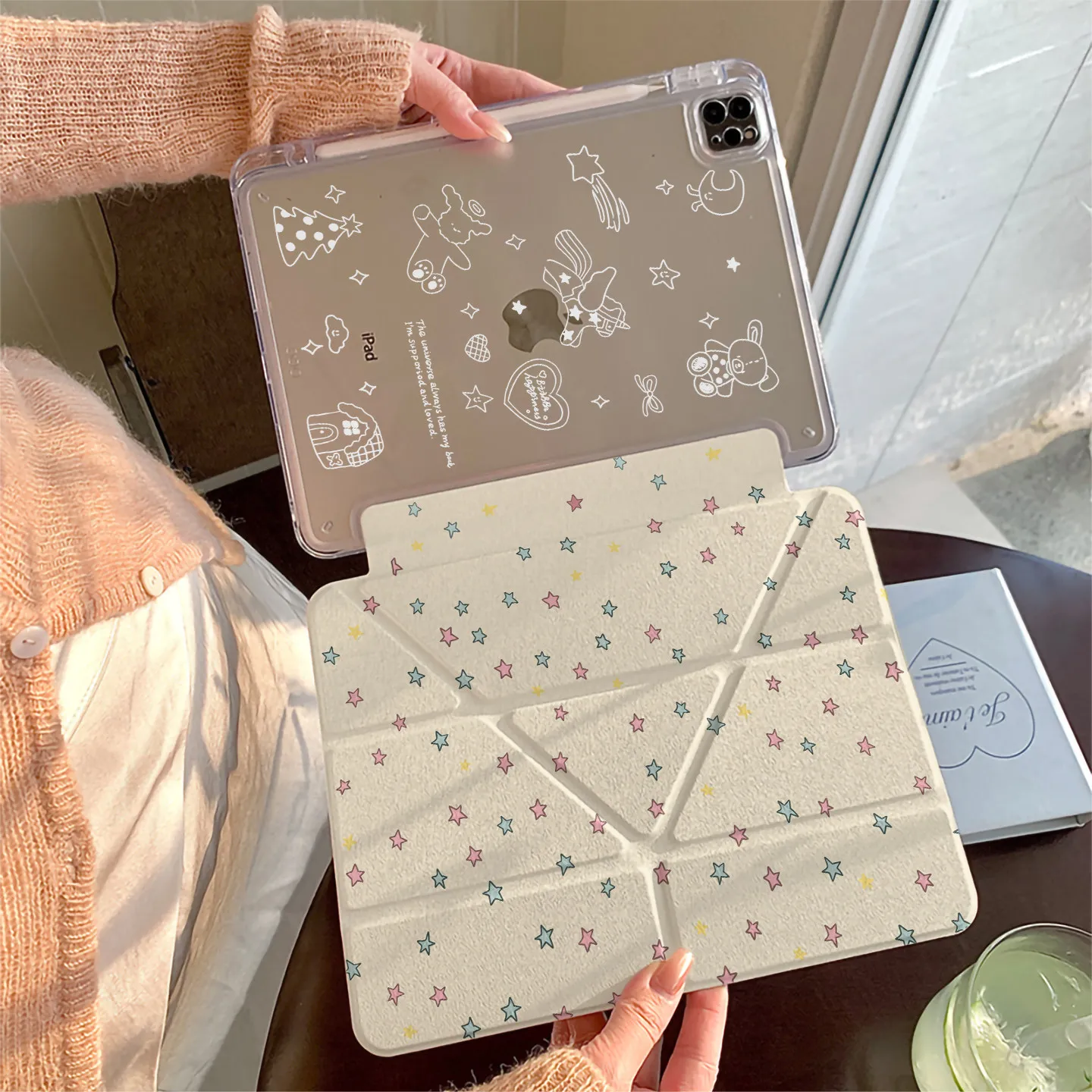 Чехол Ins Colorful Star Bear для iPad Pro 11 M2 M3 M4 M5 A16 2025 Air4 5 6 7 12.9/13/9.7/10.2/10.5/9.7 дюймов 5-го, 6-го, 7-го, 8-го, 9-го, 10-го, 11-го поколений
Чехол Ins Colorful Star Bear для iPad Pro 11 M2 M3 M4 M5 A16 2025 Air4 5 6 7 12.9/13/9.7/10.2/10.5/9.7 дюймов 5-го, 6-го, 7-го, 8-го, 9-го, 10-го, 11-го поколений