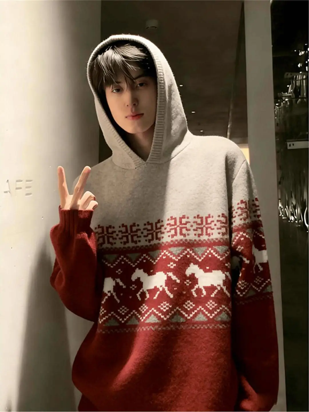 Красный вязаный свитер-пальто с капюшоном Cisas New Year Fair Island, осенне-зимняя повседневная теплая одежда
Красный вязаный свитер-пальто с капюшоном Cisas New Year Fair Island, осенне-зимняя повседневная теплая одежда