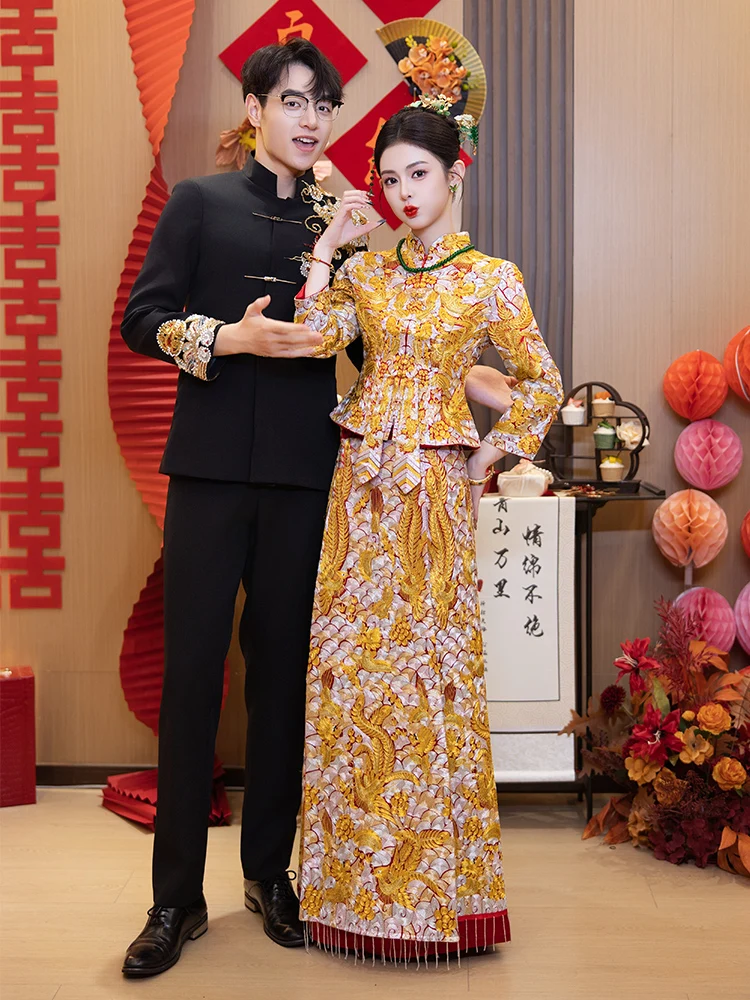 Новое свадебное платье 2025 года «Дракон и Феникс» с тяжелой вышивкой, китайский стиль, для невесты, маленький размер, винтажный стиль, полиэстер
Новое свадебное платье 2025 года «Дракон и Феникс» с тяжелой вышивкой, китайский стиль, для невесты, маленький размер, винтажный стиль, полиэстер