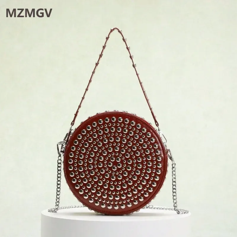 Punk Style Women's Double-sided Rivet Design Handbag 2025 Luxury Cool Chain Crossbody Shoulder Bag Circular Clutch Purses Y2K
Punk Style Women's Double-sided Rivet Design Handbag 2025 Luxury Cool Chain Crossbody Shoulder Bag Circular Clutch Purses Y2K