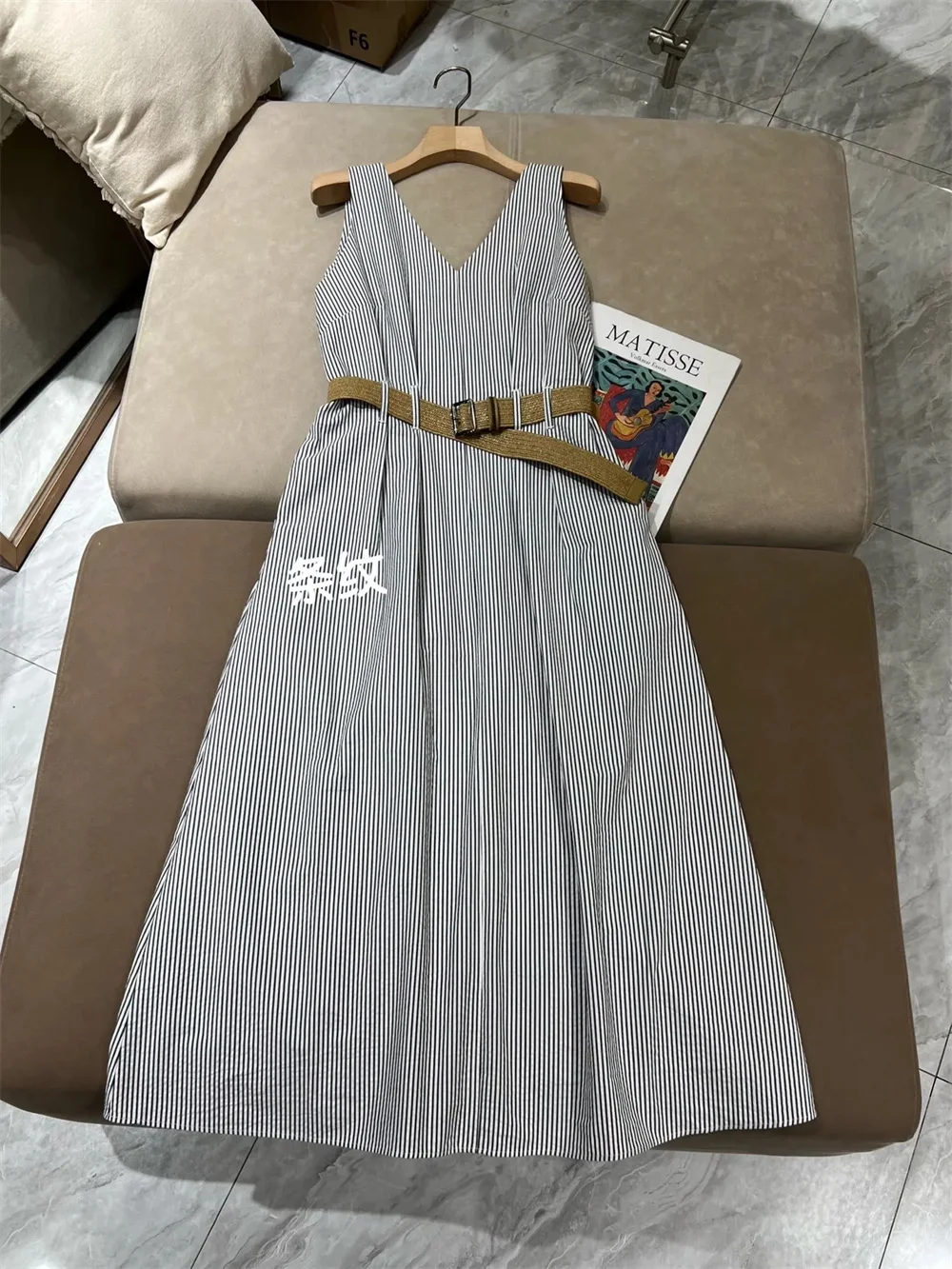 Summer 100 Cotton Striped Dress Sleeveless Belt Dresses For Women
Summer 100 Cotton Striped Dress Sleeveless Belt Dresses For Women