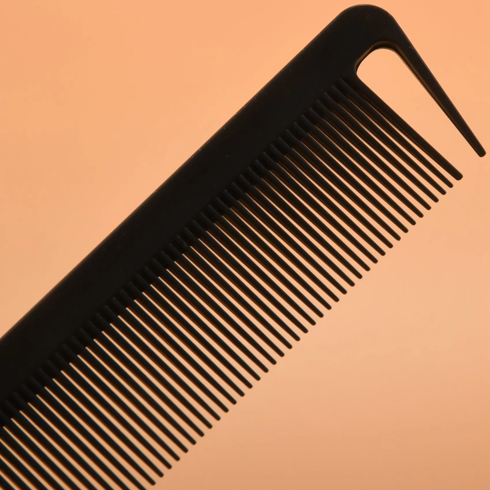 AEF5-1 шт., хит продаж, модная черная расческа с мелкими зубьями, пластиковая и металлическая булавка, антистатическая прическа, расческа с крысиным хвостом, 220X28x4 мм, укладка волос B
AEF5-1 шт., хит продаж, модная черная расческа с мелкими зубьями, пластиковая и металлическая булавка, антистатическая прическа, расческа с крысиным хвостом, 220X28x4 мм, укладка волос B