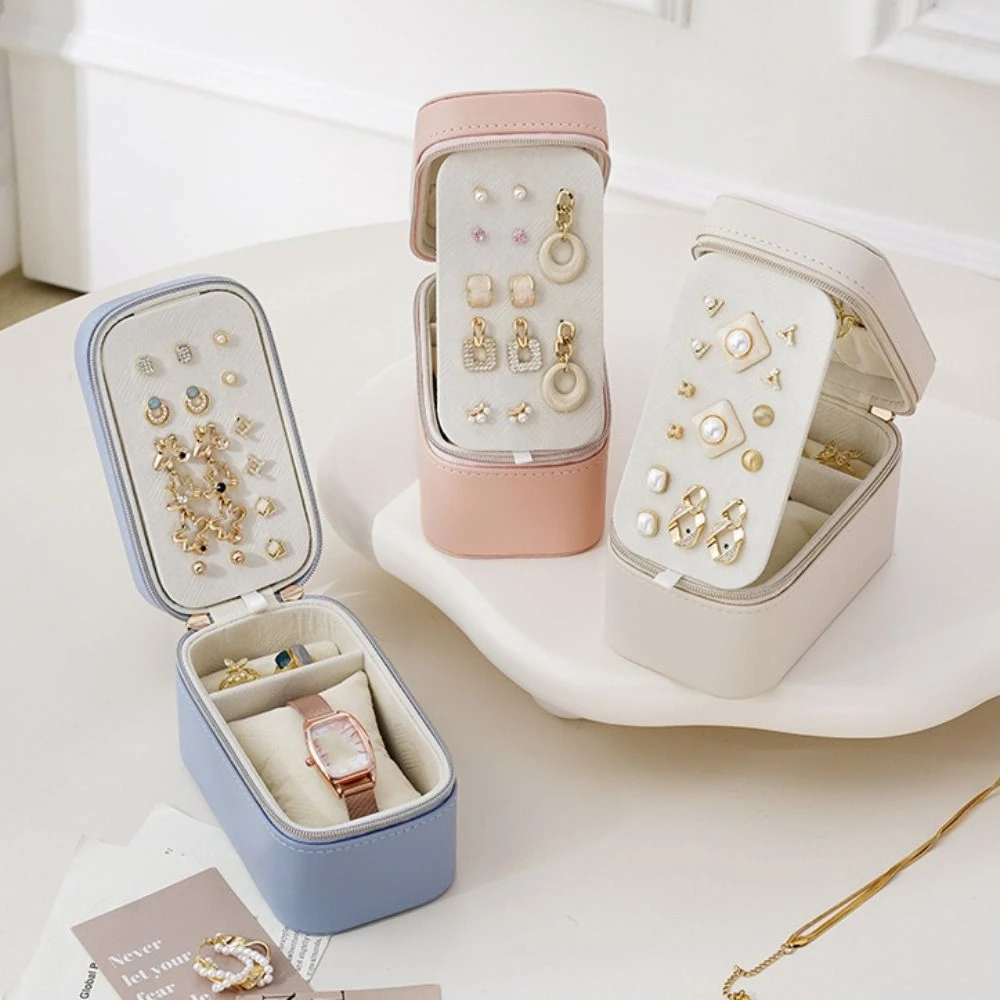 Fashion PU Leather Jewelry Packing Bag Zipper Square Earring Storage Case Multi-function Organizer Rings Holder Vacation
Fashion PU Leather Jewelry Packing Bag Zipper Square Earring Storage Case Multi-function Organizer Rings Holder Vacation
