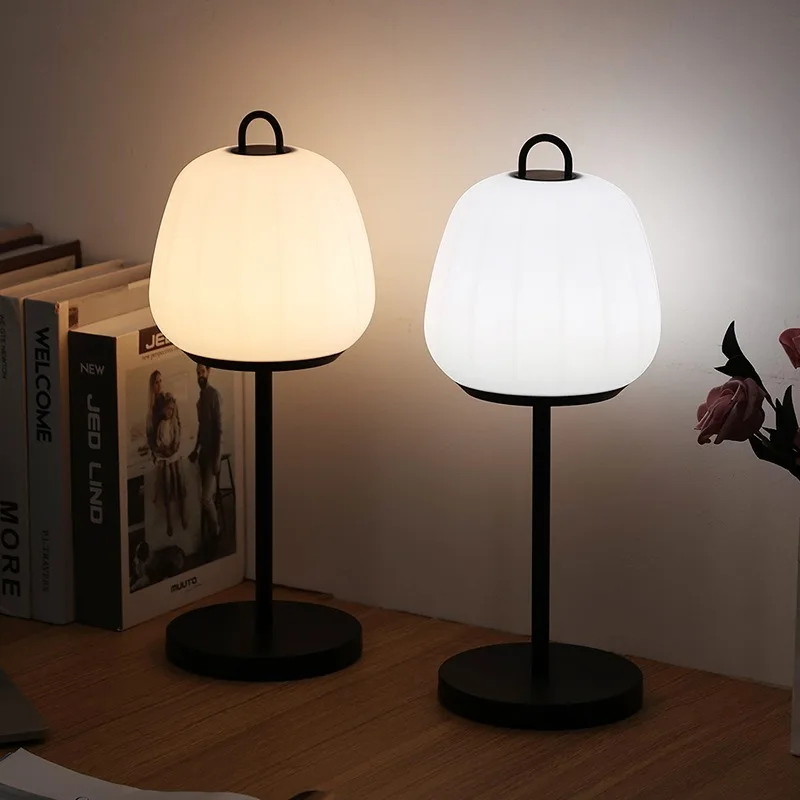 Modern Minimalist Wrought Iron Floor Lamps Bedside Personalized Creative Retro Plug Style Eye Protection Decorative Table Lights
Modern Minimalist Wrought Iron Floor Lamps Bedside Personalized Creative Retro Plug Style Eye Protection Decorative Table Lights