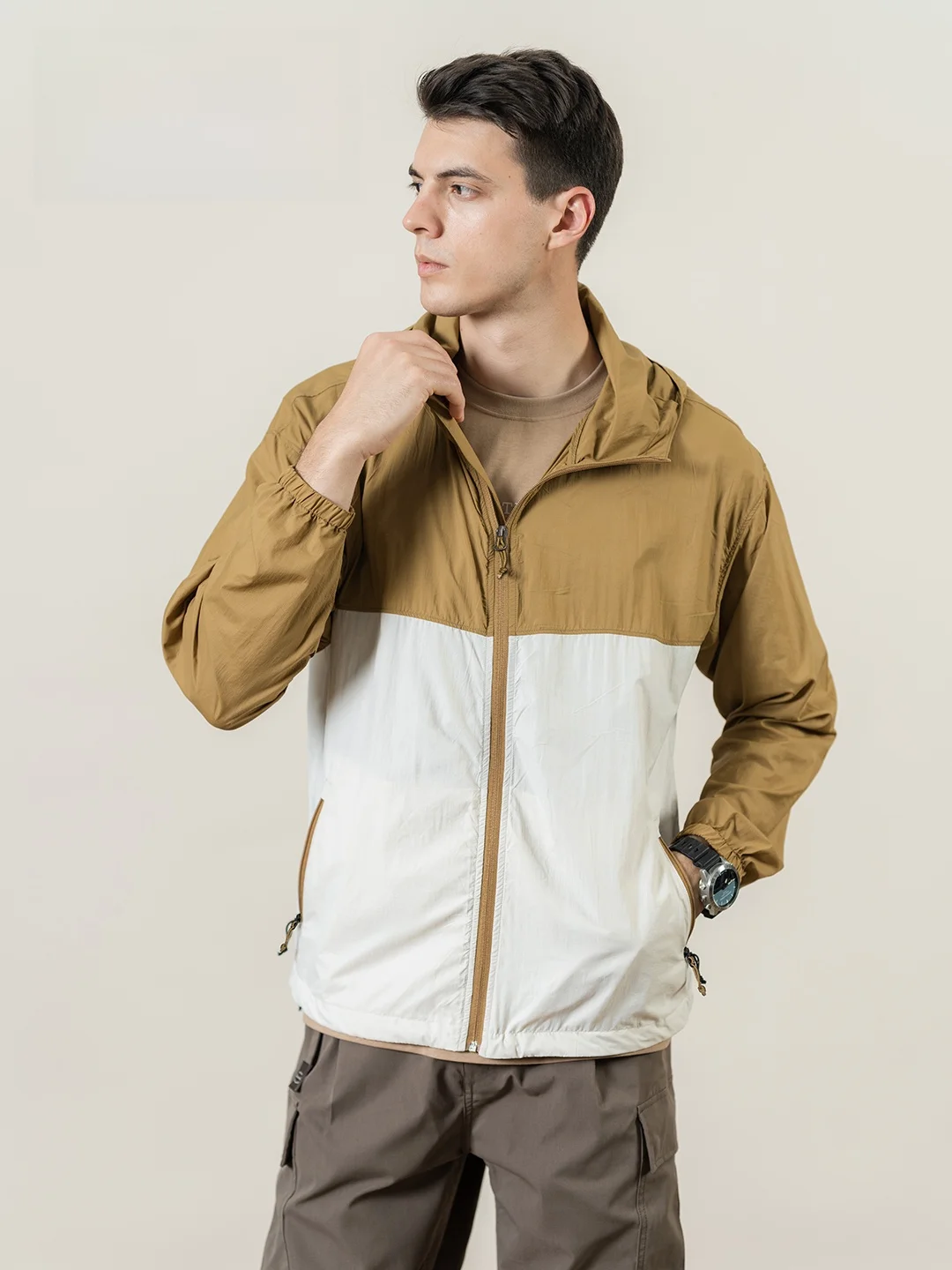 Мужская летняя нейлоновая куртка Simwood свободного кроя с капюшоном, тонкая, солнцезащитная, повседневная, цветная, для молодежи
Мужская летняя нейлоновая куртка Simwood свободного кроя с капюшоном, тонкая, солнцезащитная, повседневная, цветная, для молодежи