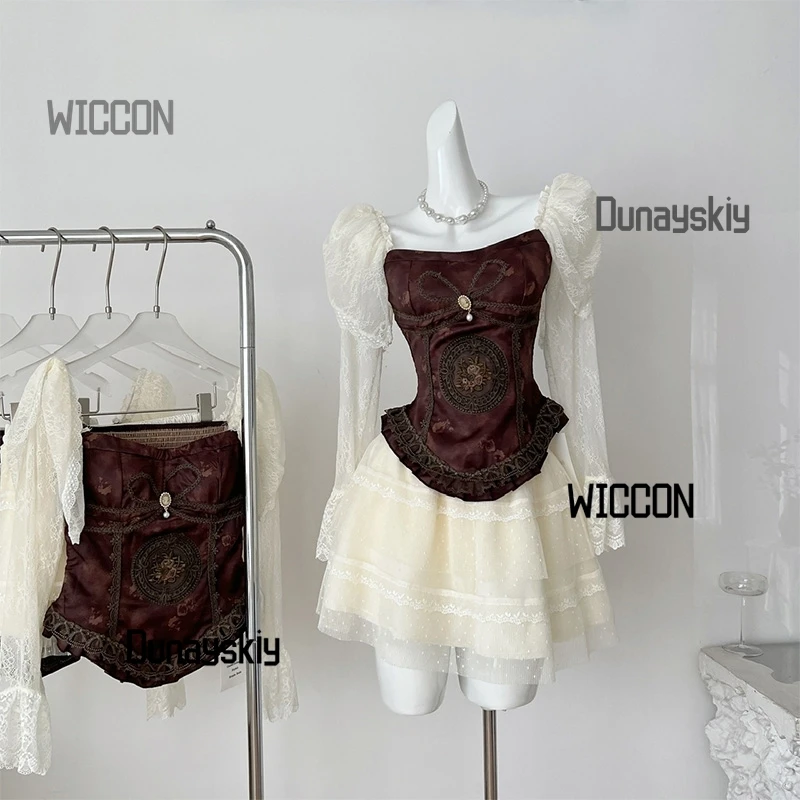 Retro Court Medieval Pirate Lace Lolita Dress Women Cosplay Costumes Jirai Kei Cool Kawaii Cute Elegant Party Daily Halloween
Retro Court Medieval Pirate Lace Lolita Dress Women Cosplay Costumes Jirai Kei Cool Kawaii Cute Elegant Party Daily Halloween