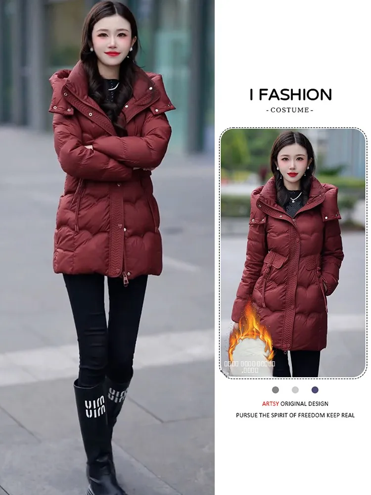 Женское облегающее пальто из хлопкового пуха Thiened Jaet с капюшоном средней длины, корейское длинное пальто на молнии, чистый цвет
Женское облегающее пальто из хлопкового пуха Thiened Jaet с капюшоном средней длины, корейское длинное пальто на молнии, чистый цвет