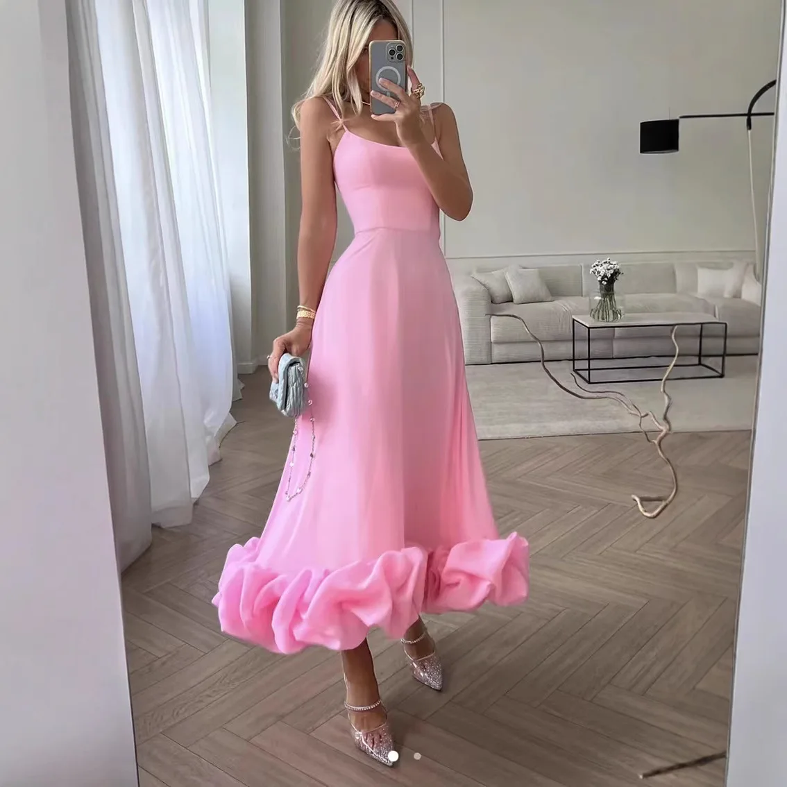 Women's Solid Color Spaghetti Strap Midi Dress Ruffled Hem Fitted A-Line Gown Elegant Party Dress For Dating & Evening Event
Women's Solid Color Spaghetti Strap Midi Dress Ruffled Hem Fitted A-Line Gown Elegant Party Dress For Dating & Evening Event