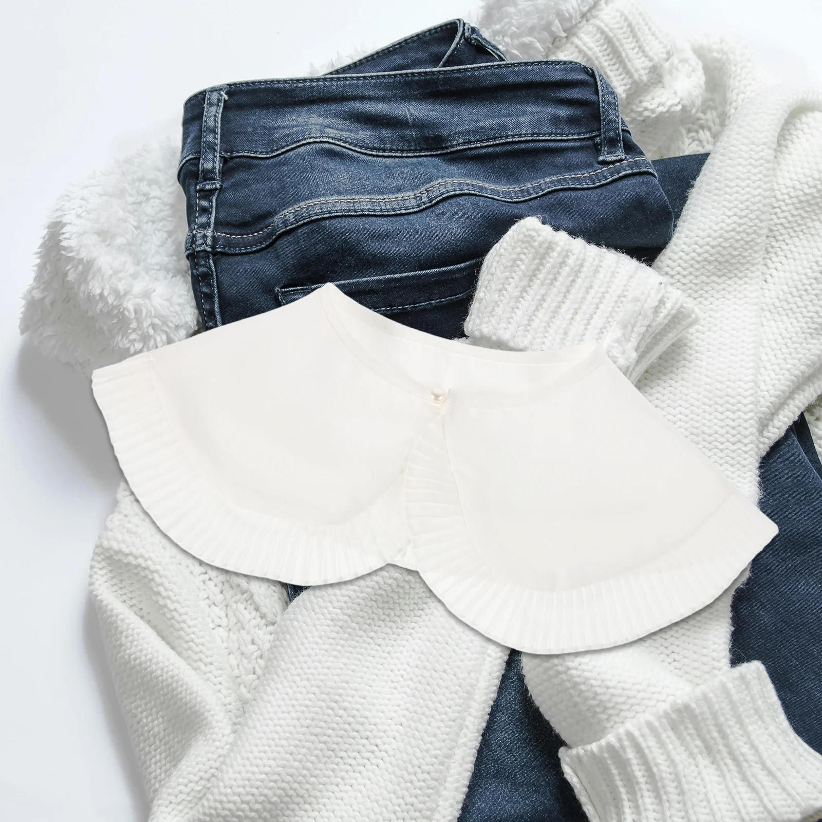 Detachable Fake Collar Women Polyester Ruffled Round Collar Versatile Shirt Accessory for Parties Home Festive Decoration
Detachable Fake Collar Women Polyester Ruffled Round Collar Versatile Shirt Accessory for Parties Home Festive Decoration