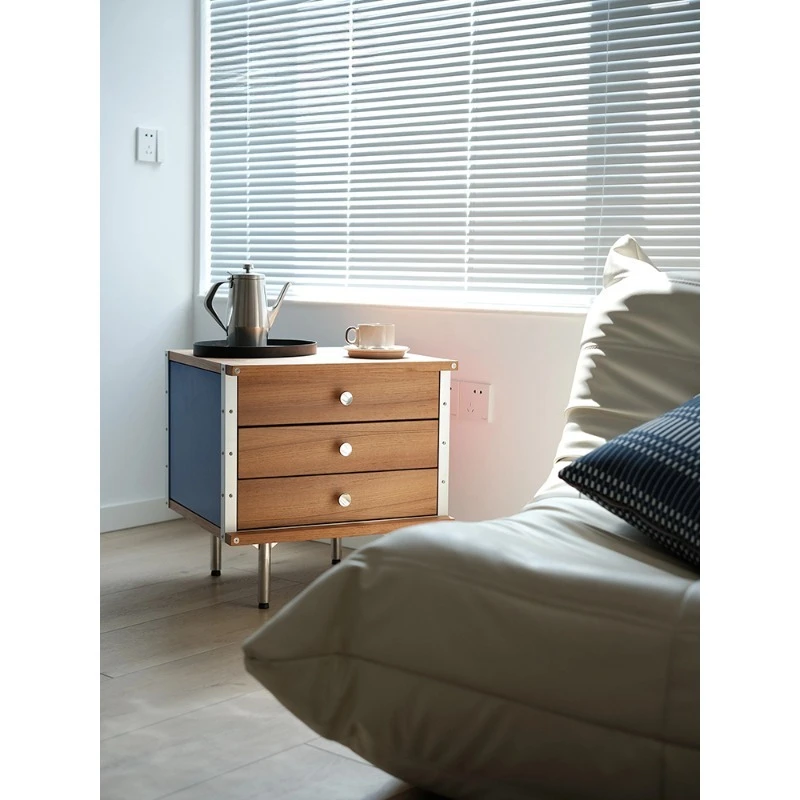 Medieval bedside table small Bauhaus new creative contrasting color bedside side cabinet module combination
Medieval bedside table small Bauhaus new creative contrasting color bedside side cabinet module combination