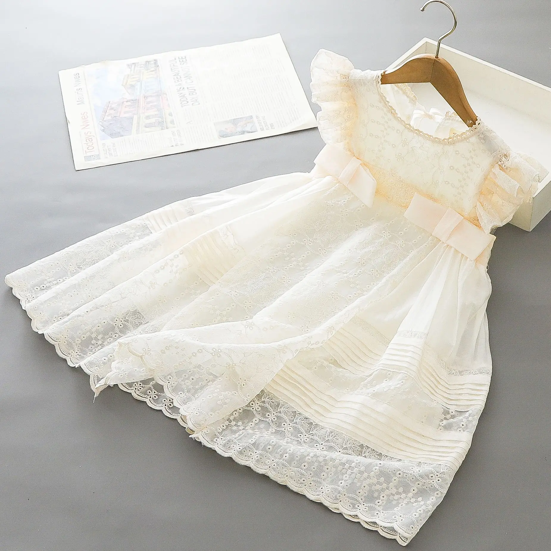 Girls Princess Dress 2024 Children's Clothing Summer Little Girl Lace Fairy Dress
Girls Princess Dress 2024 Children's Clothing Summer Little Girl Lace Fairy Dress
