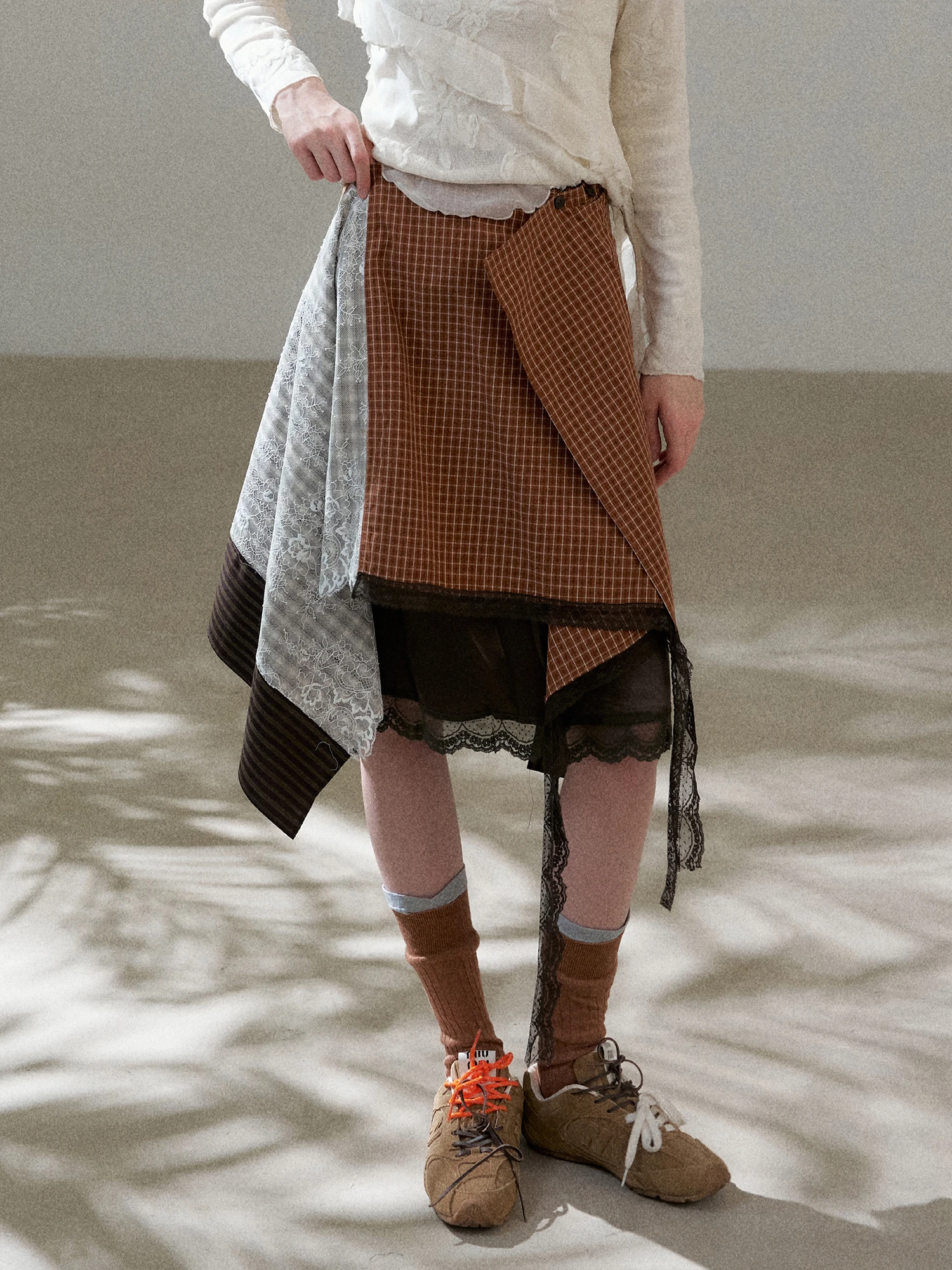 Disorderly Street 2026 Spring Summer New Street Mixed Style Real Two-Piece Asymmetrical Deconstruction Feeling Half Skirt Wom...
Disorderly Street 2026 Spring Summer New Street Mixed Style Real Two-Piece Asymmetrical Deconstruction Feeling Half Skirt Wom...