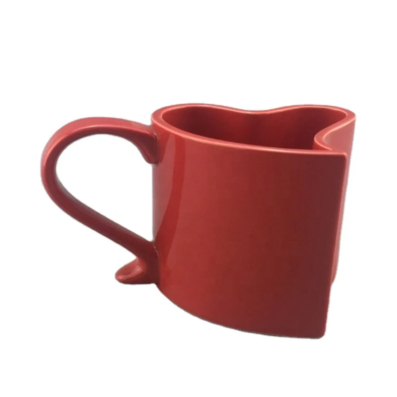 Coffee cup Love cup Creative Red heart cup Ceramic milk cup ceramic coffee cup cutlery Valentine's Day gift
Coffee cup Love cup Creative Red heart cup Ceramic milk cup ceramic coffee cup cutlery Valentine's Day gift