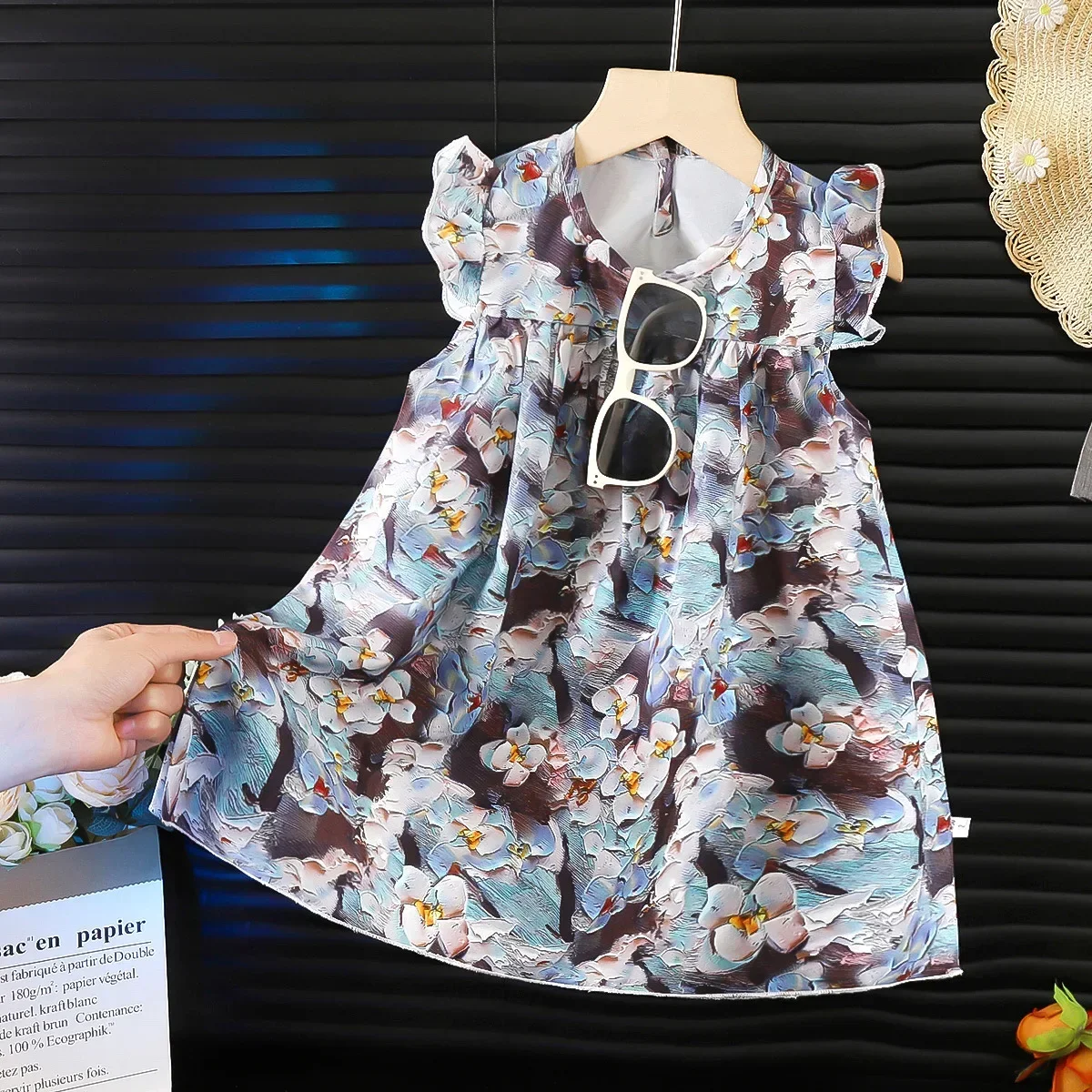 New 2025 Girls Summer Dress Baby Cute Cartoon Floral Flower Print Flutter Sleeve Princess A-line Chiffon Dresses Sundress
New 2025 Girls Summer Dress Baby Cute Cartoon Floral Flower Print Flutter Sleeve Princess A-line Chiffon Dresses Sundress
