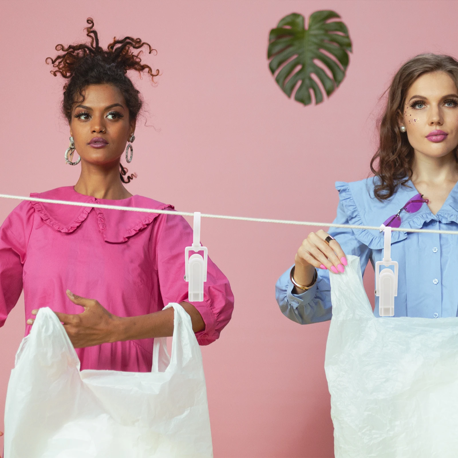 10Pcs Rotatable Curtain Clips Heavy Duty Plastic Hooks 360 Degree Rotation for Home Bathroom Mall Easy Installation
10Pcs Rotatable Curtain Clips Heavy Duty Plastic Hooks 360 Degree Rotation for Home Bathroom Mall Easy Installation