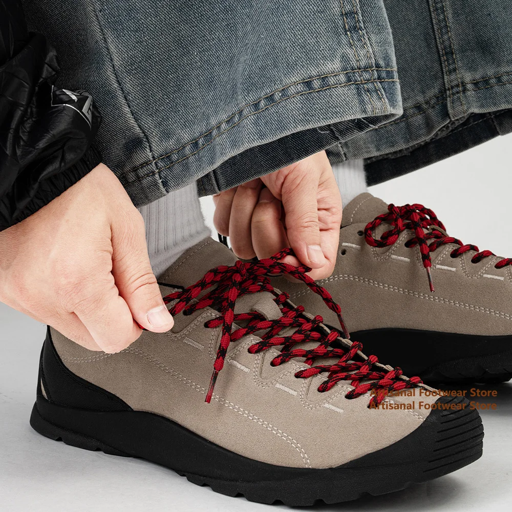 Винтажные низкие кроссовки для мужчин, повседневная спортивная обувь для активного отдыха, замшевые мужские кеды, модные мужские туфли ручной работы
Винтажные низкие кроссовки для мужчин, повседневная спортивная обувь для активного отдыха, замшевые мужские кеды, модные мужские туфли ручной работы