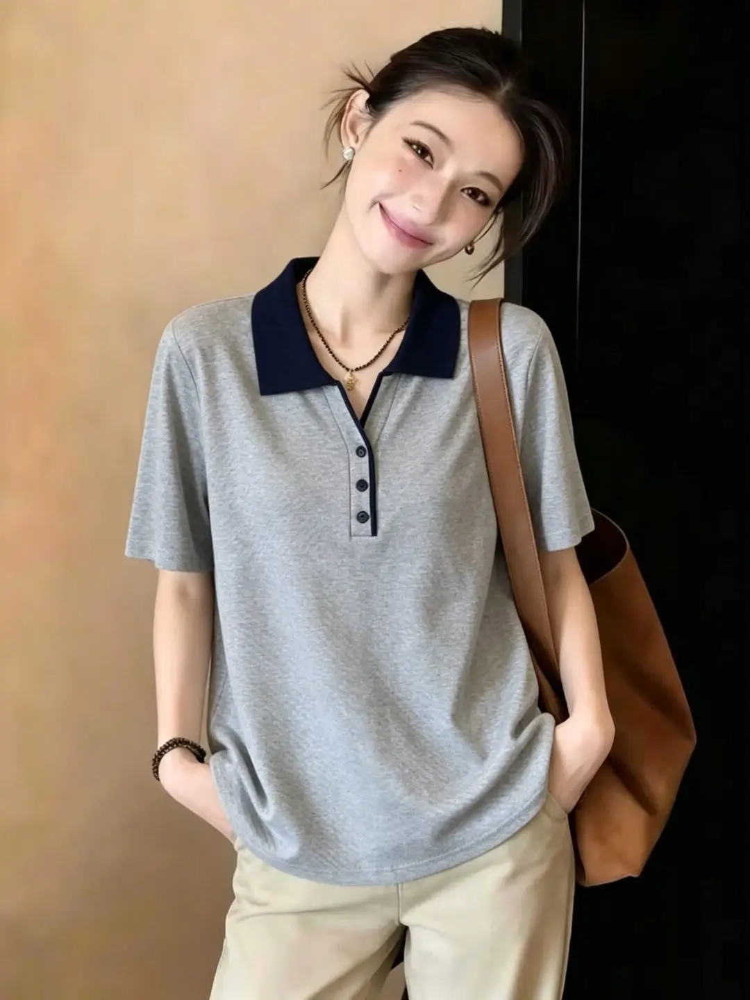 Summer Loose Knitted Women's Large Size Simple Color Block Short Sleeve Top Trendy Breathable Skin-Friendly Polyester Fiber
Summer Loose Knitted Women's Large Size Simple Color Block Short Sleeve Top Trendy Breathable Skin-Friendly Polyester Fiber