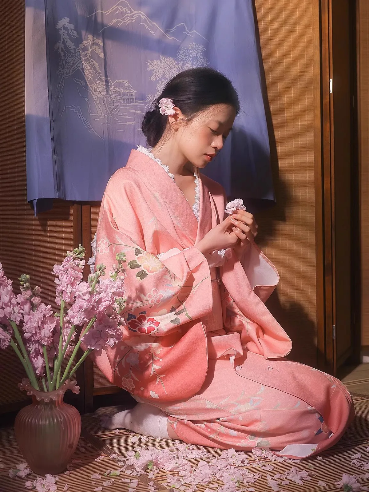 Japan Style Traditional Women Kimono Floral Prints Formal Yukata Robe Travelling Photography Dress Cosplay Costume
Japan Style Traditional Women Kimono Floral Prints Formal Yukata Robe Travelling Photography Dress Cosplay Costume