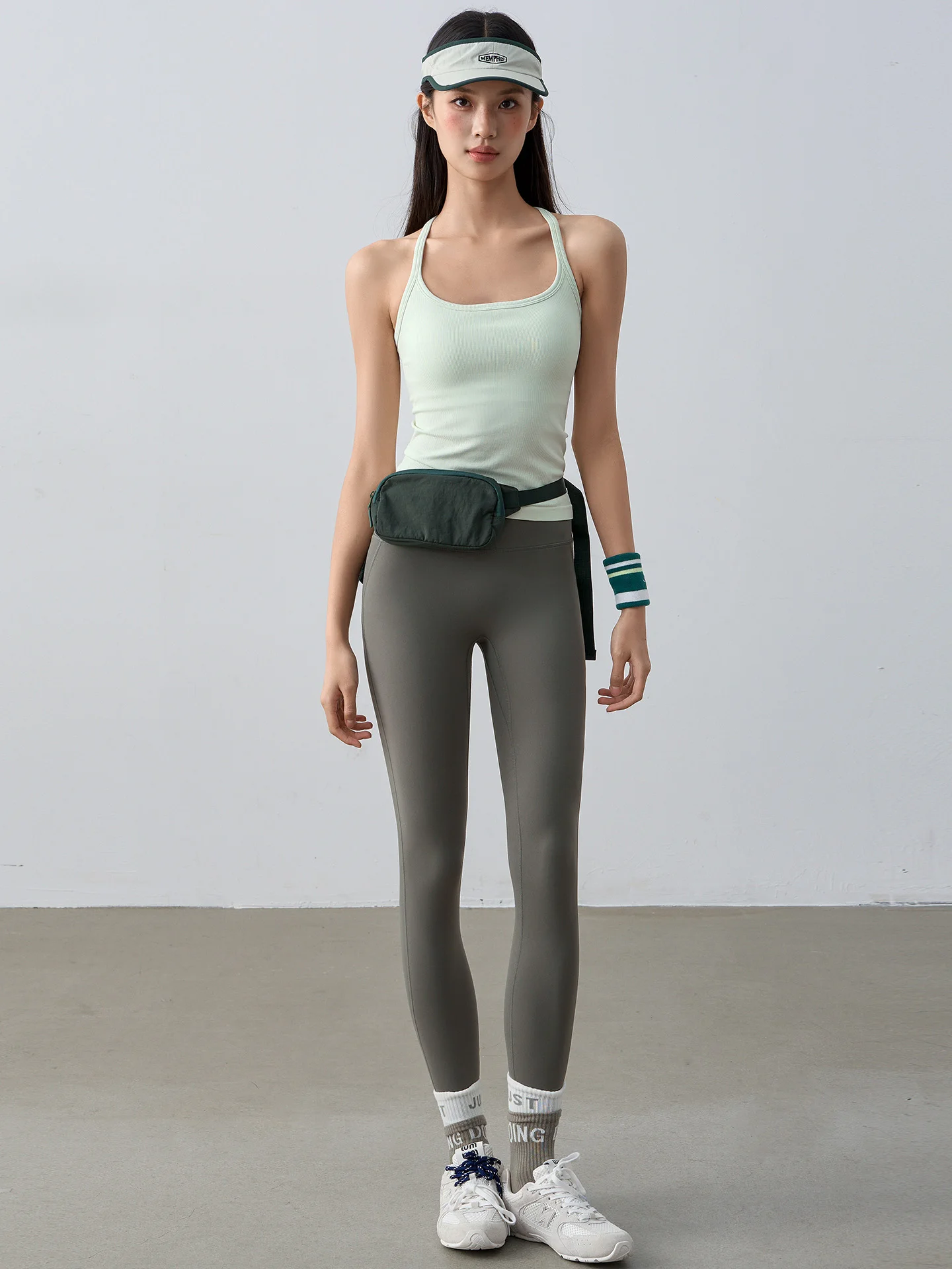 Sl цельные брюки для йоги, женские спортивные длинные брюки без нижнего белья, удобные спортивные колготки для похудения, подтягивающие ягодицы
Sl цельные брюки для йоги, женские спортивные длинные брюки без нижнего белья, удобные спортивные колготки для похудения, подтягивающие ягодицы