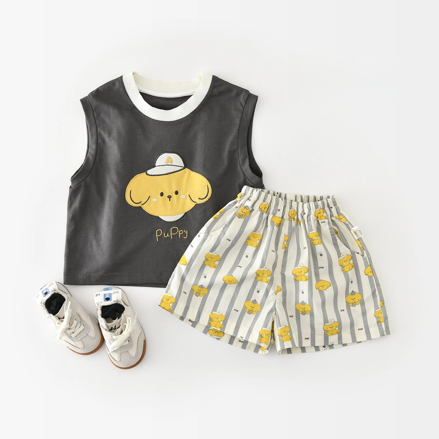 2026 Summer 6M-5Y Childrens Set Cute Puppy Print Sleeveless Vest and Full-print Puppy Striped Shorts 2PCS Set for Boys
2026 Summer 6M-5Y Childrens Set Cute Puppy Print Sleeveless Vest and Full-print Puppy Striped Shorts 2PCS Set for Boys