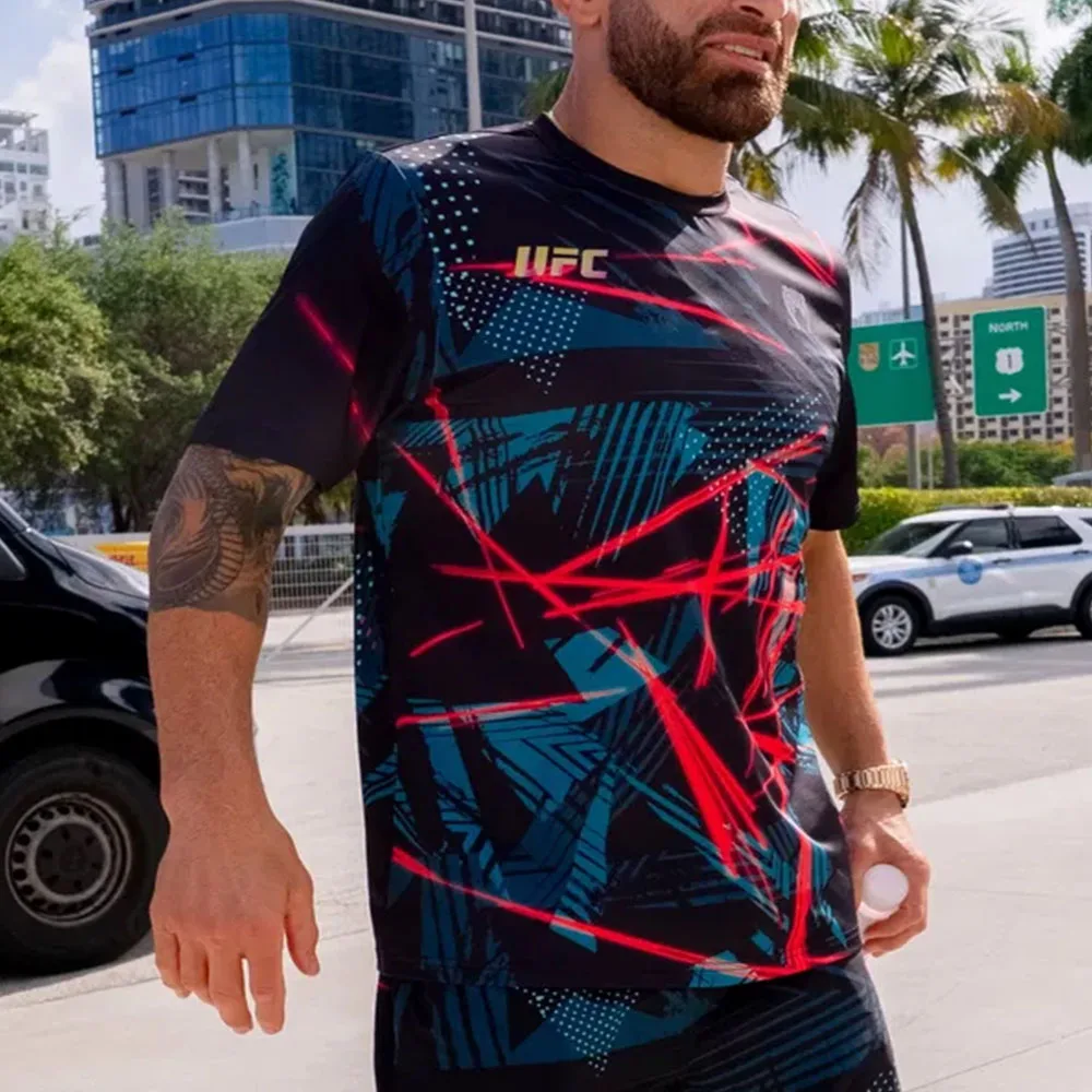 Новая модная майка UFC 2025 с 3d принтом, футболка для мужчин и женщин, спортивные топы большого размера, футболки для бокса, фитнеса, тренировок, футболка для детей
Новая модная майка UFC 2025 с 3d принтом, футболка для мужчин и женщин, спортивные топы большого размера, футболки для бокса, фитнеса, тренировок, футболка для детей