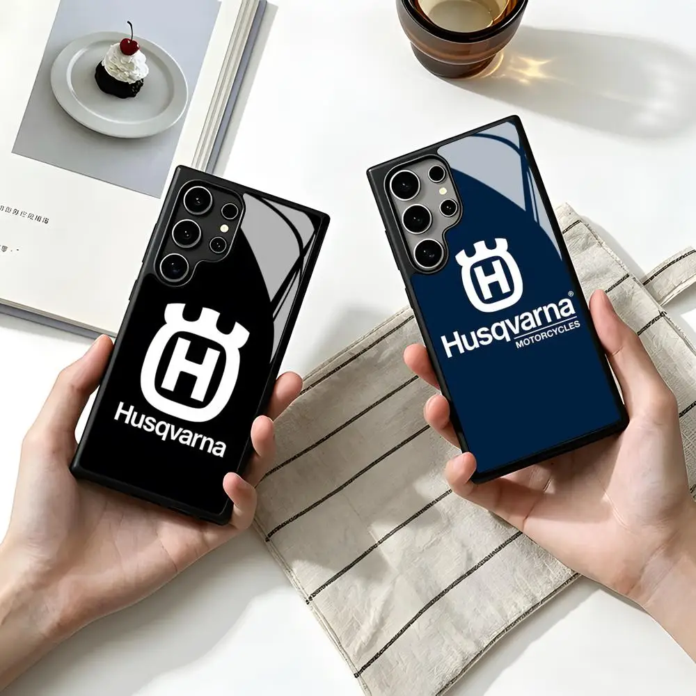 Motorcycle Brand Husqvarnas Phone Case For SAMSUNG S26 25 24 S22 S20 ULTRA S21 S30 23 Note5 S8 Plus S9 S10E Lite PC+TPU Funda
Motorcycle Brand Husqvarnas Phone Case For SAMSUNG S26 25 24 S22 S20 ULTRA S21 S30 23 Note5 S8 Plus S9 S10E Lite PC+TPU Funda