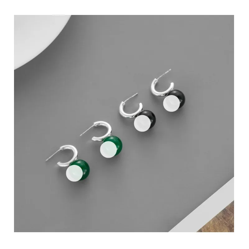 Spring and Summer New Natural Stone Stud Earrings, New Chinese Minimalist Temperament, Advanced Sense, Black Agate Pendant Earri
Spring and Summer New Natural Stone Stud Earrings, New Chinese Minimalist Temperament, Advanced Sense, Black Agate Pendant Earri