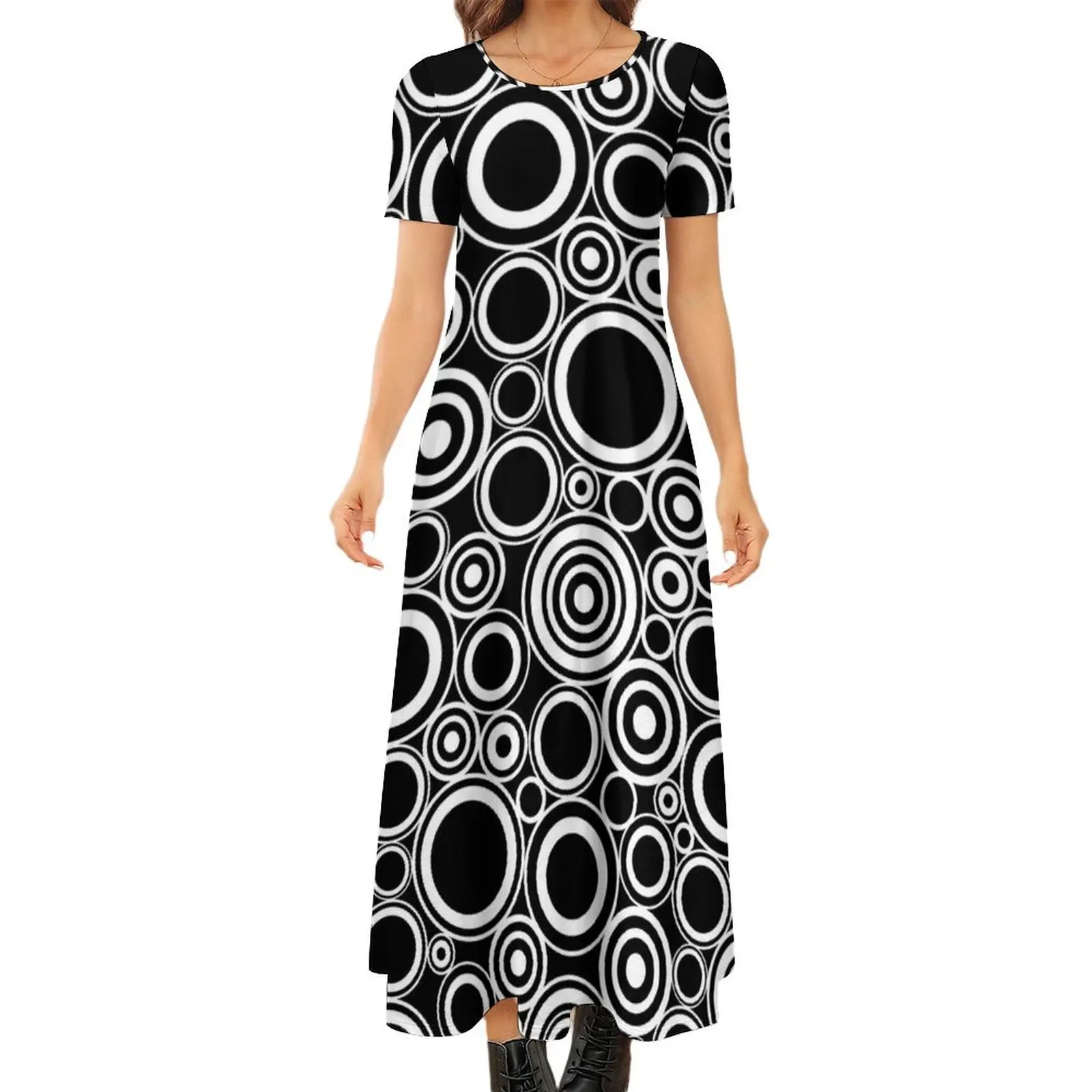 Circles All Over Me Round Neck Short Sleeve Dress beach dress women"s evening dresses 2024
Circles All Over Me Round Neck Short Sleeve Dress beach dress women"s evening dresses 2024